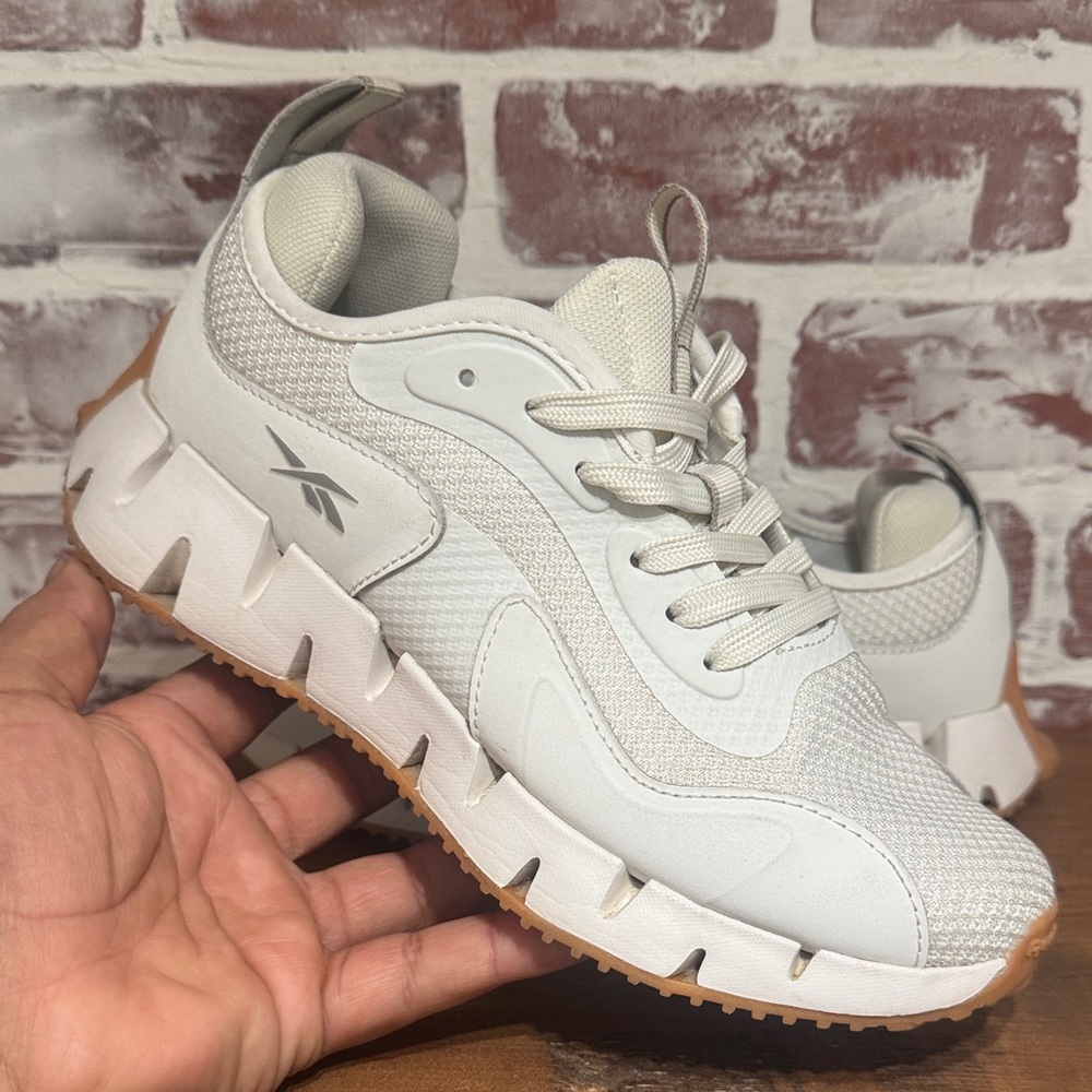 Reebok Womens Zig Dynamica White Running Shoes Sneakers Size 7.5